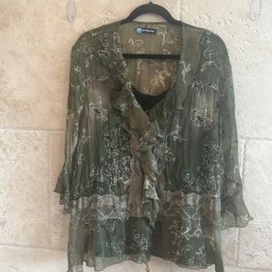 Beautiful sheer Pennington’s blouse, size 24